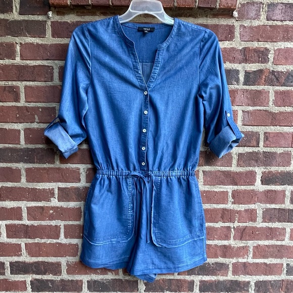 Very J Blue Lightweight Denim Jean Romper Size Small - Picture 10 of 13